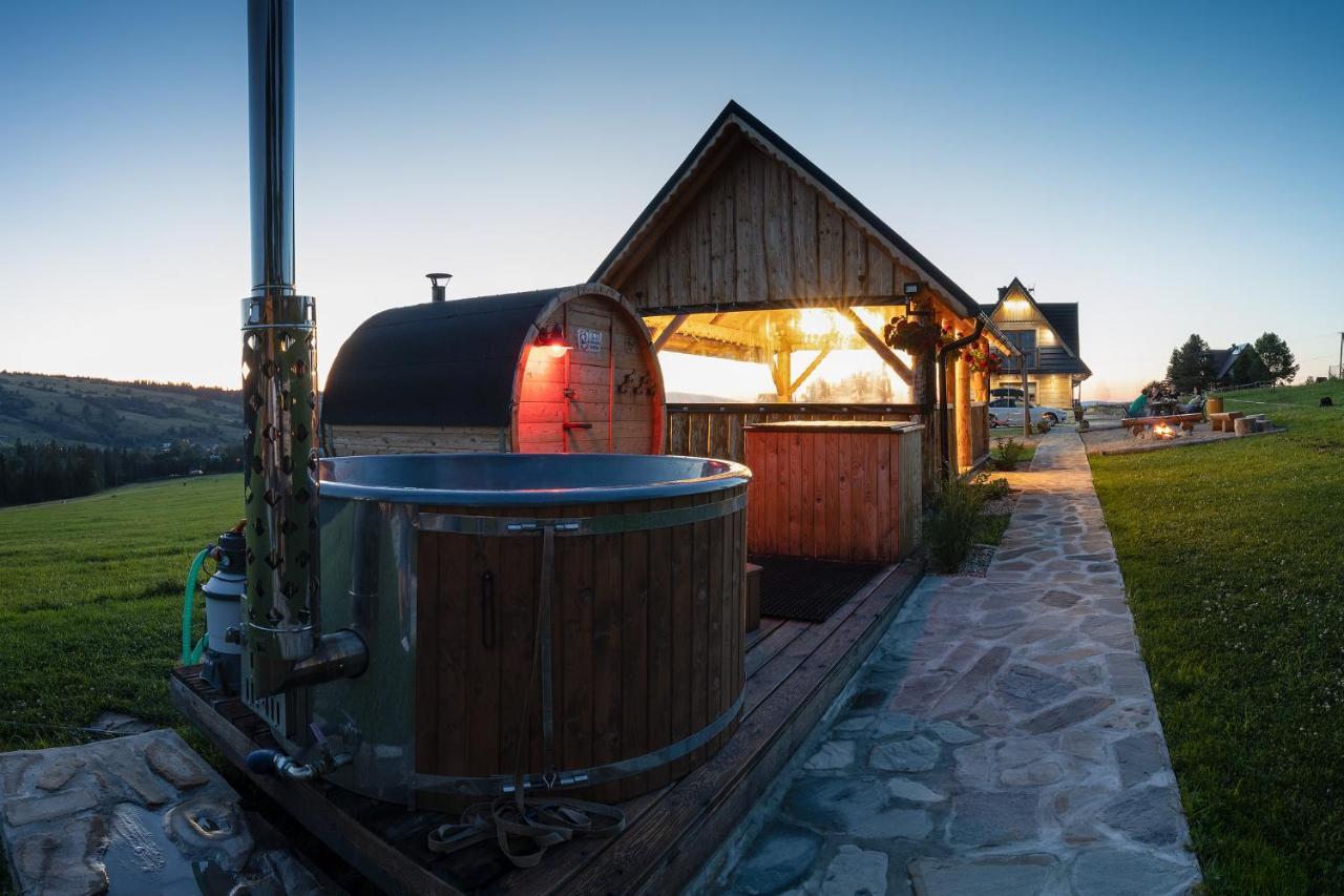 Witowianskie Domki Z Kominkiem, Jacuzzi I Sauna Dzianisz Bagian luar foto
