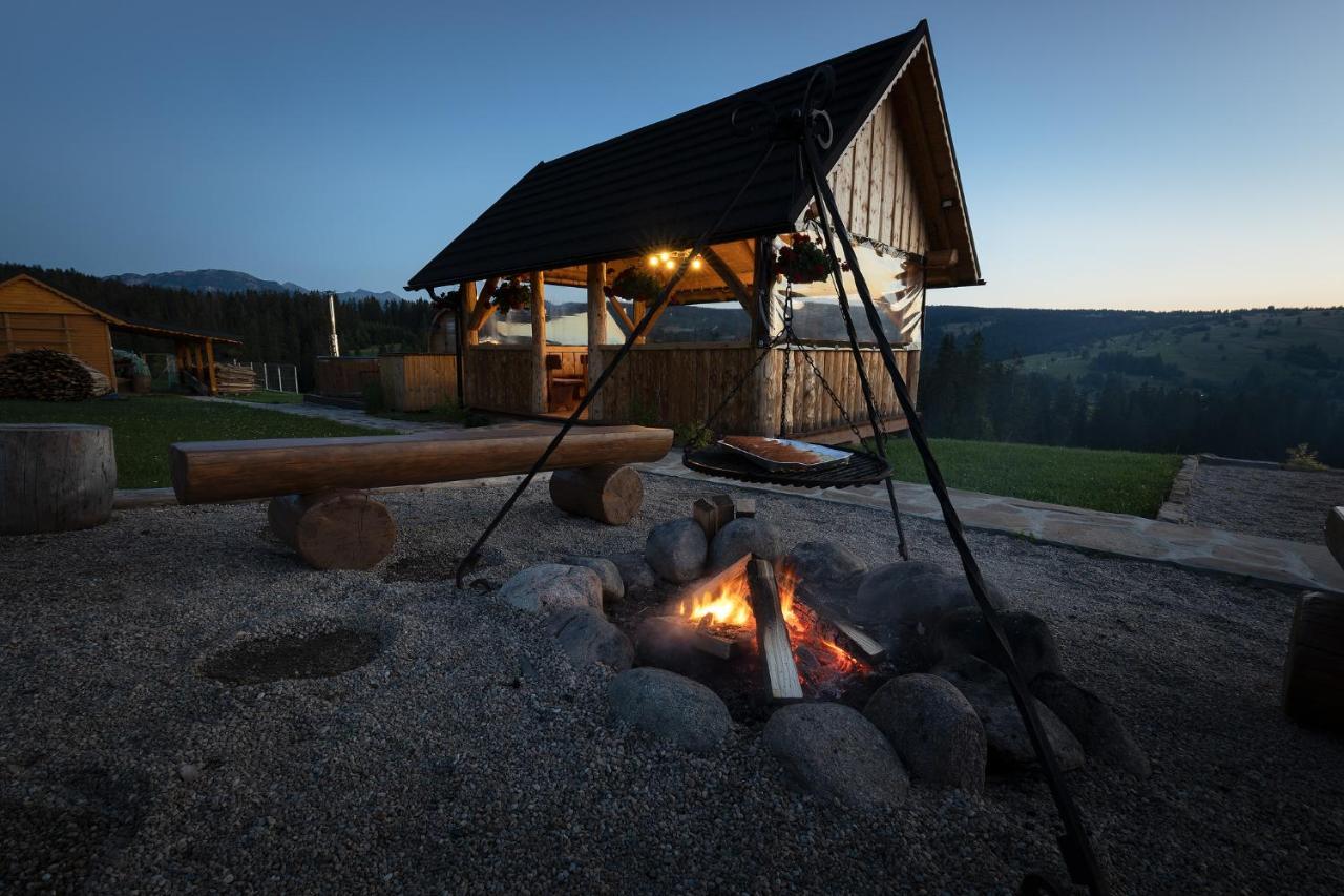 Witowianskie Domki Z Kominkiem, Jacuzzi I Sauna Dzianisz Bagian luar foto