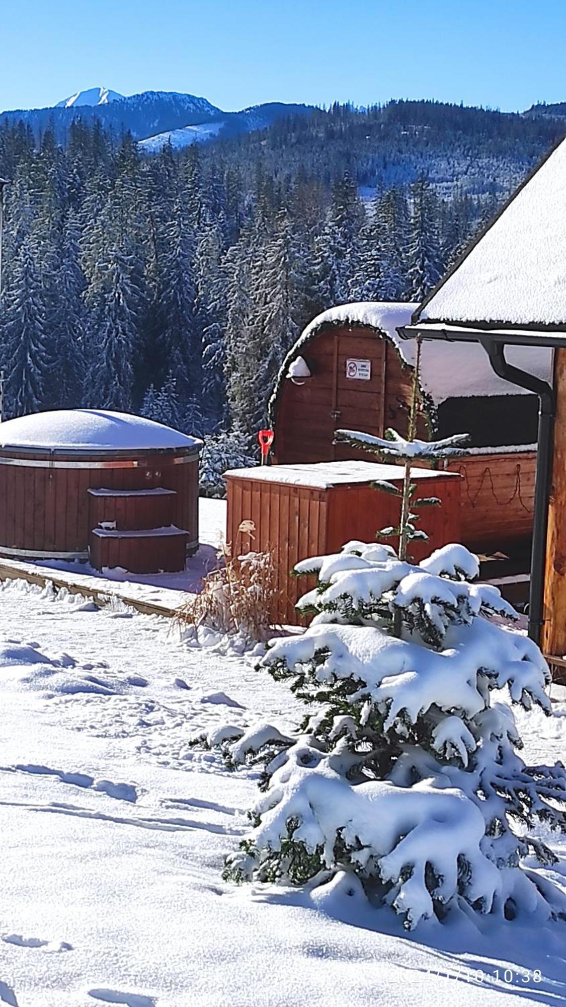 Witowianskie Domki Z Kominkiem, Jacuzzi I Sauna Dzianisz Bagian luar foto
