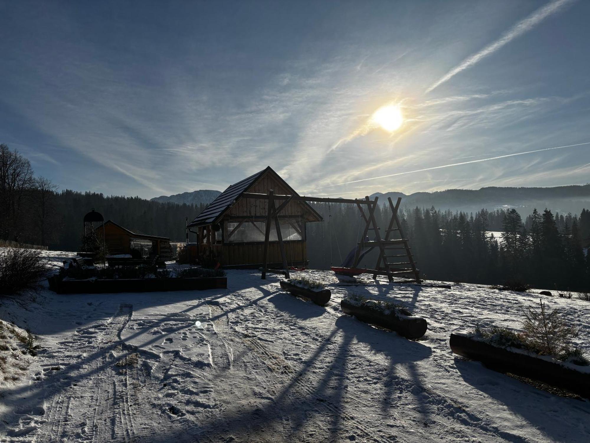 Witowianskie Domki Z Kominkiem, Jacuzzi I Sauna Dzianisz Bagian luar foto