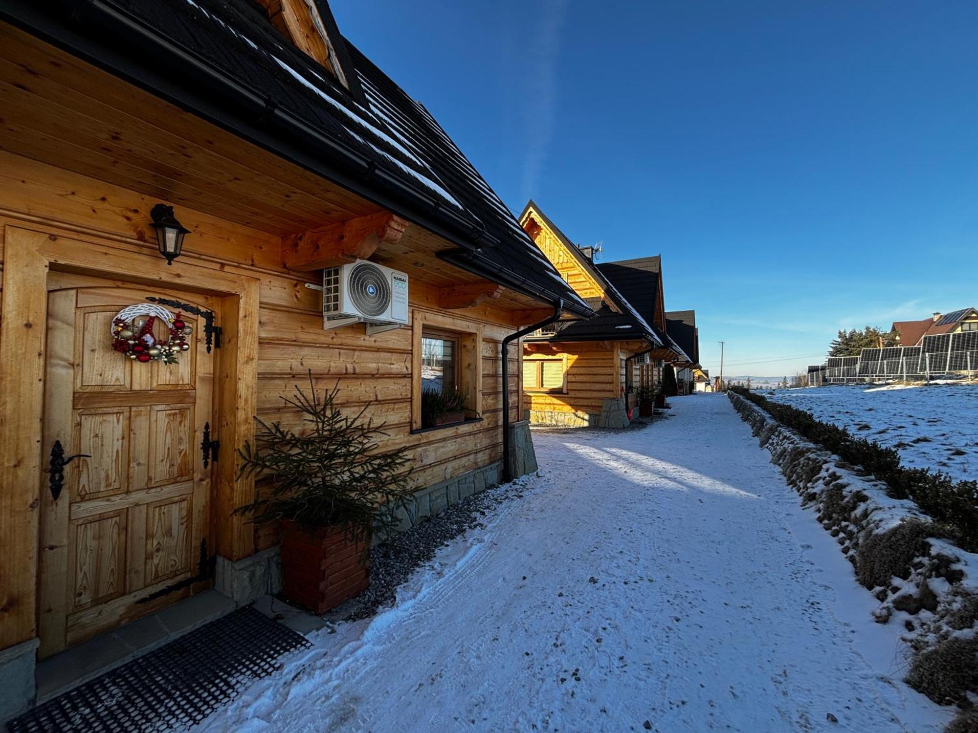 Witowianskie Domki Z Kominkiem, Jacuzzi I Sauna Dzianisz Bagian luar foto
