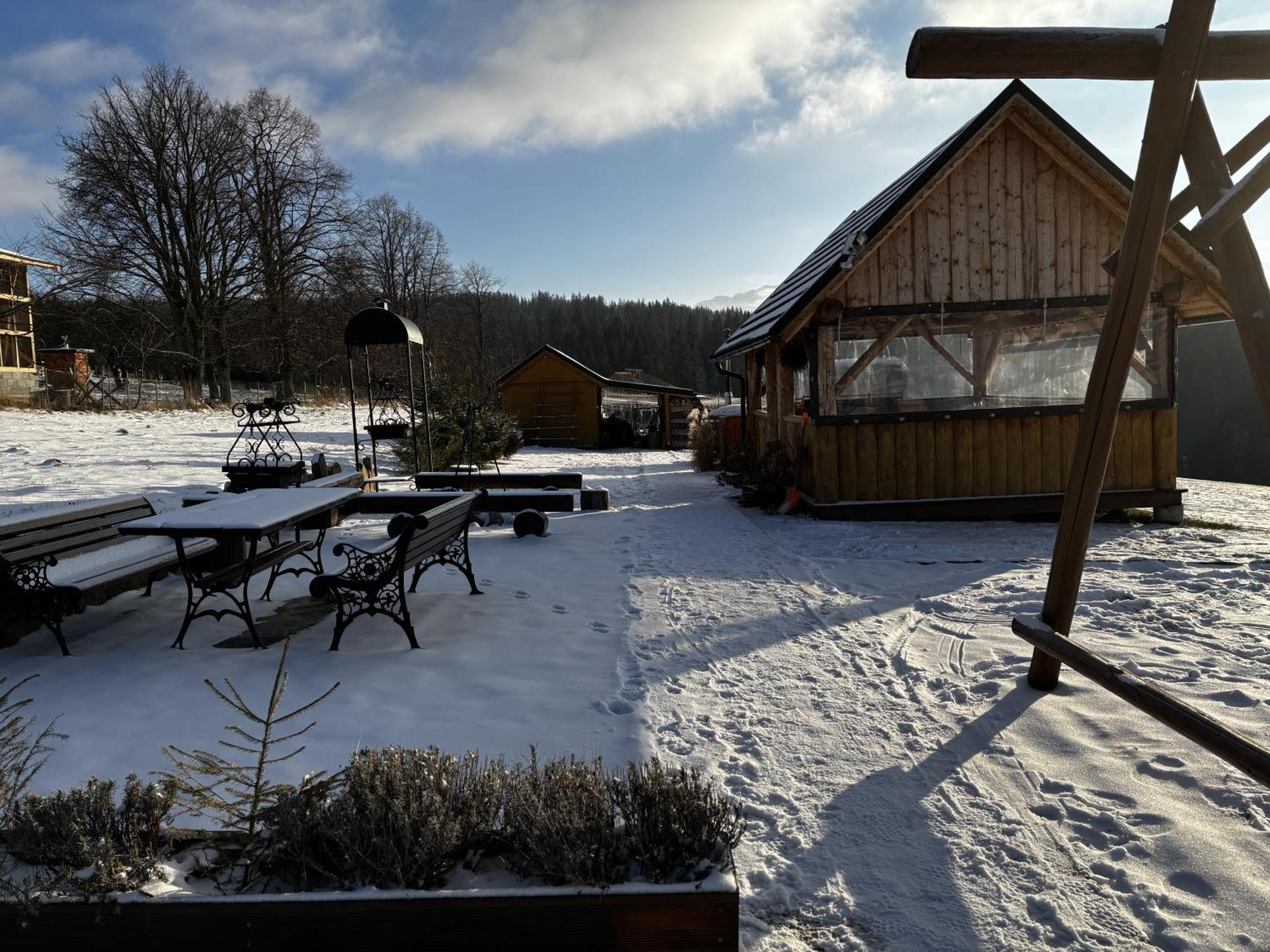 Witowianskie Domki Z Kominkiem, Jacuzzi I Sauna Dzianisz Bagian luar foto
